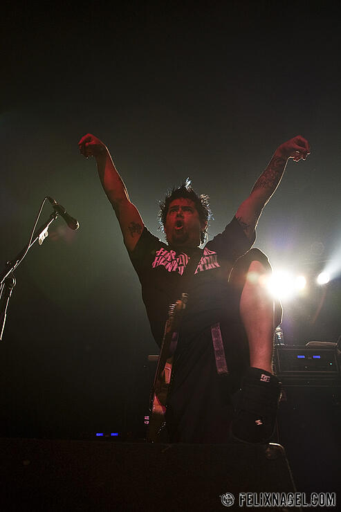 NOFX am 12. April 2011 in den Docks Hamburg