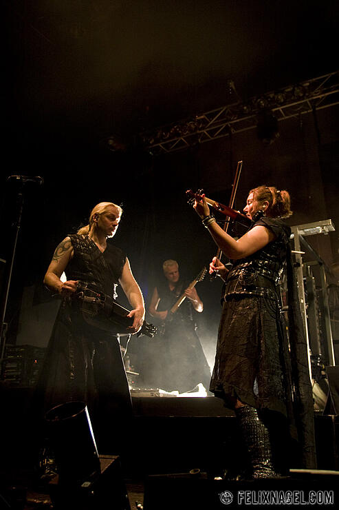 Subway To Sally am 26. Oktober 2011 in den Docks Hamburg