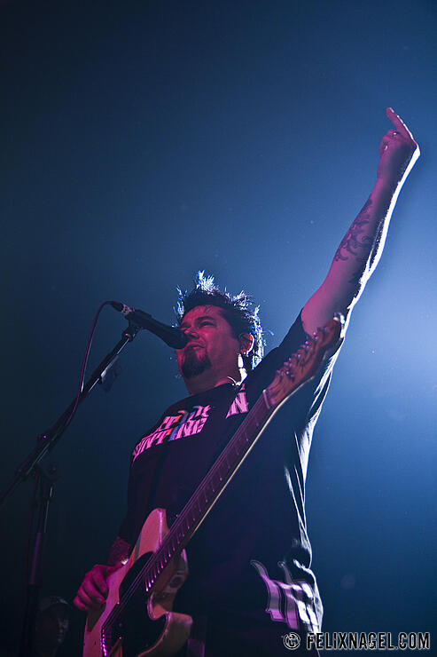 NOFX am 12. April 2011 in den Docks Hamburg