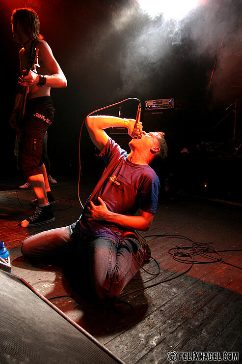  
 beim Emergenza Newcomer Festvial Semi Finale am 13.05.08 in der Batschkapp (FFM)
Last Exit To Anywhere beim Emergenza Newcomer Festival 2008 Semifinale in der Batschkapp (FFM)