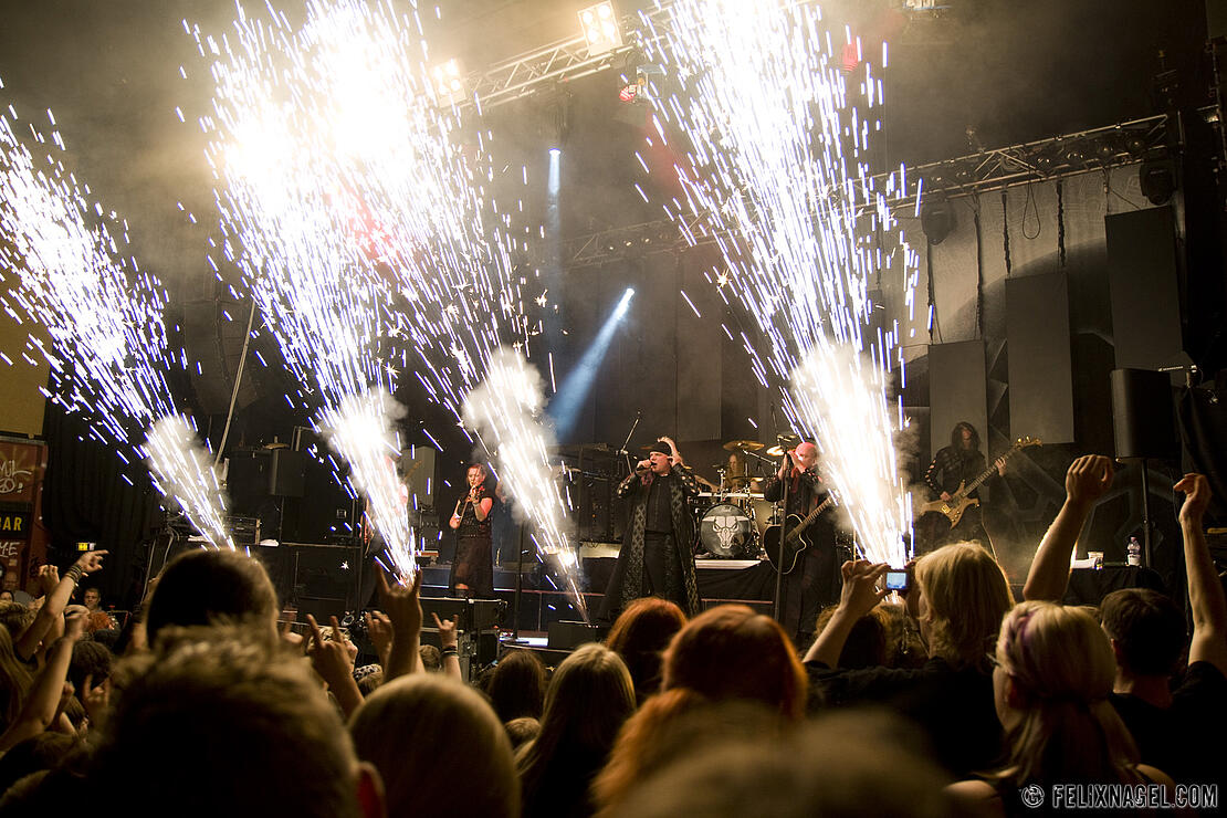 Subway To Sally am 26. Oktober 2011 in den Docks Hamburg