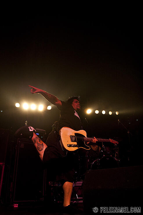 NOFX am 12. April 2011 in den Docks Hamburg