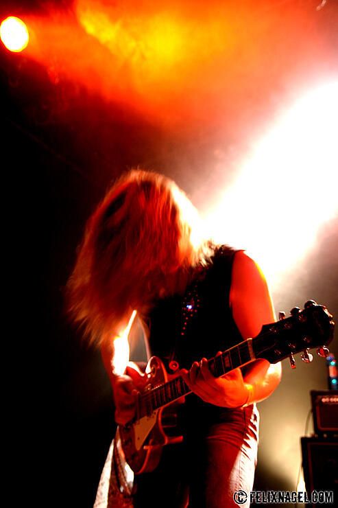  
 beim Emergenza Newcomer Festvial Semi Finale am 13.05.08 in der Batschkapp (FFM)
Last Exit To Anywhere beim Emergenza Newcomer Festival 2008 Semifinale in der Batschkapp (FFM)